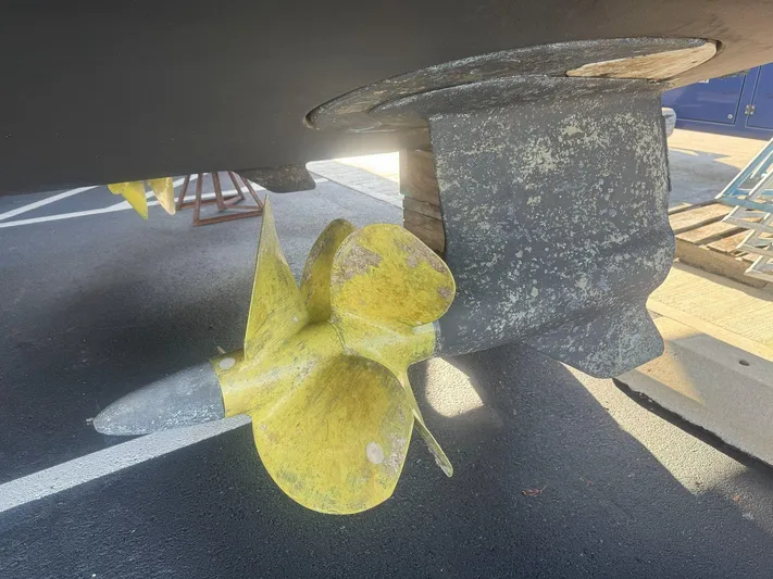  Yacht Photos Pics 2022 TIARA YACHTS 49 COUPE - Image 53