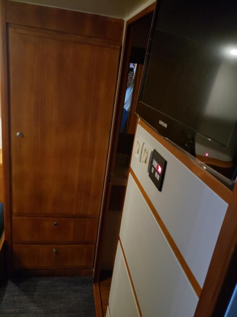 2000 Bertram 51 