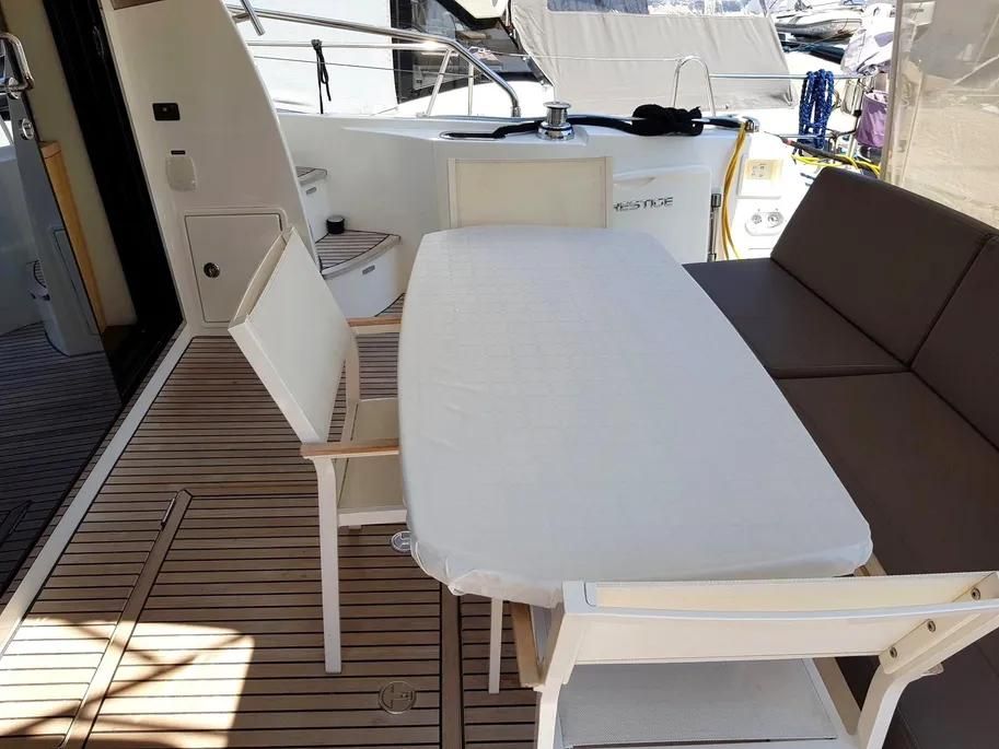 2013 Prestige 49 