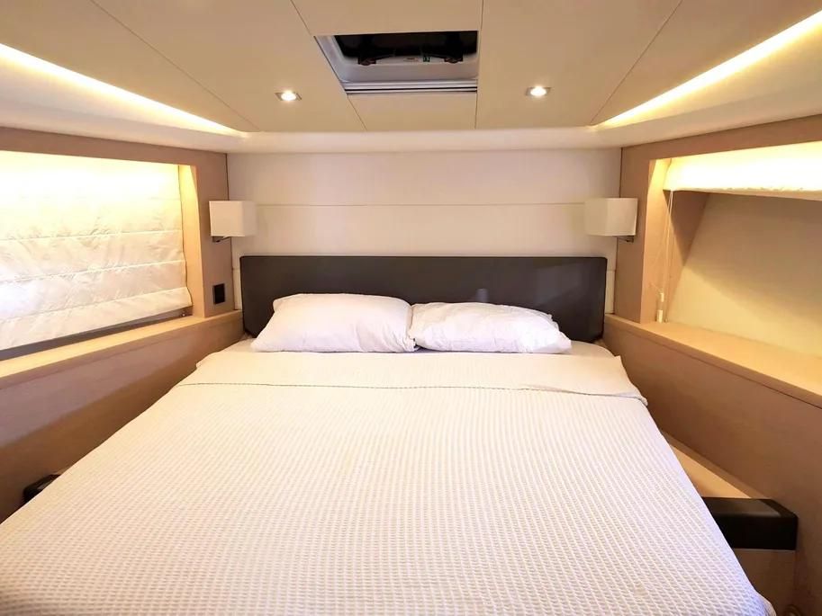 2013 Prestige 49 