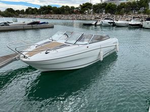2014 Jeanneau Cap Camarat 9.0 wa