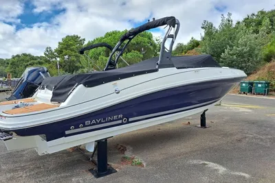 2025 Bayliner BAYLINER VR6 BOWRIDER