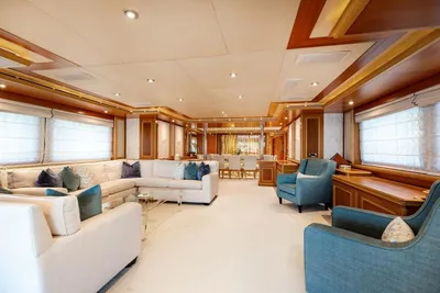 CRN Motor Yacht