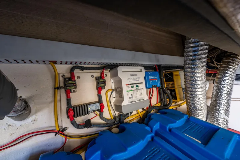 Ha Kin Yacht Photos Pics Electrical system of a 2008 Back Cove 33 boat, featuring wiring and components.