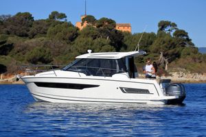 2023 Jeanneau Merry Fisher 895 Offshore
