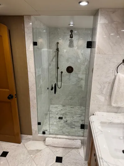 Columbus Yacht Photos Pics 