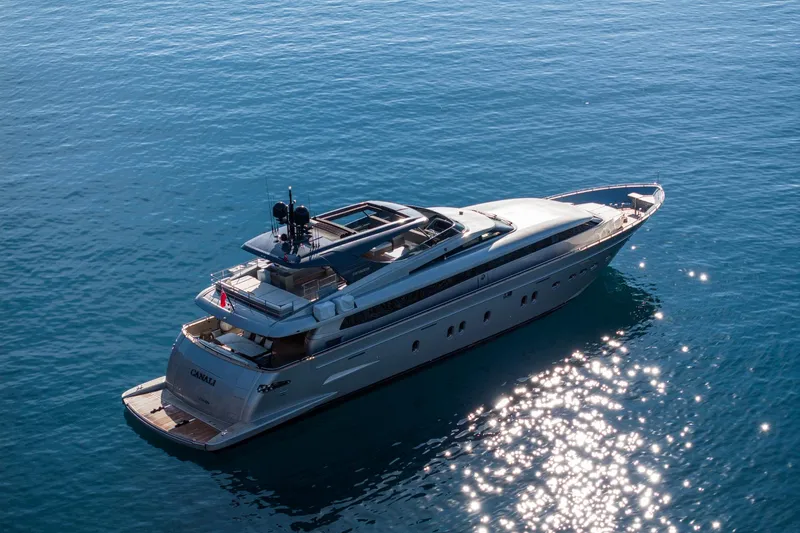  Yacht Photos Pics CANADOS 110 2009 MODEL 2020 REFIT