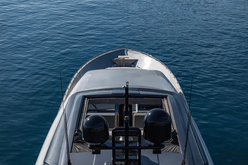  Yacht Photos Pics CANADOS 110 2009 MODEL 2020 REFIT