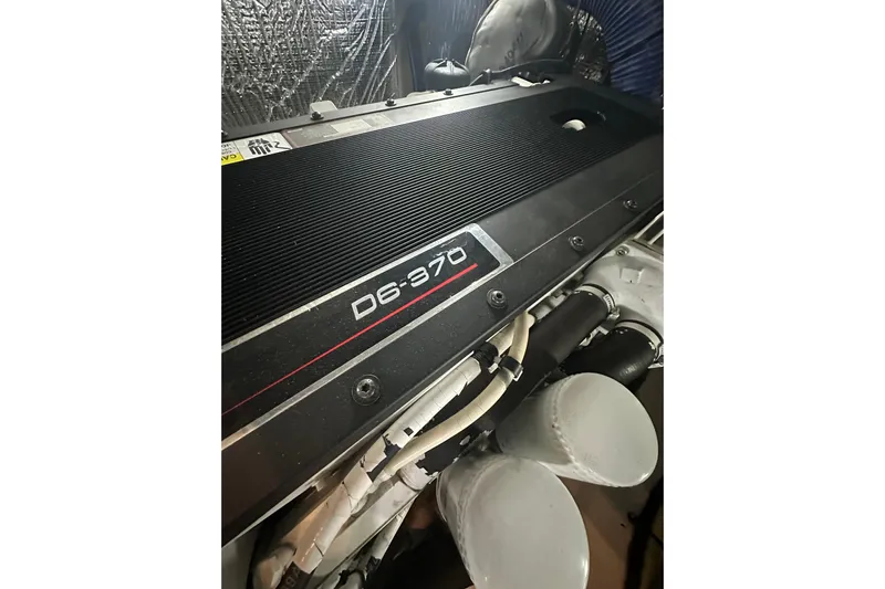 Sassy II Yacht Photos Pics Engine of 2008 Cruisers Yachts 415 Express Motoryacht, featuring D6-370 model.