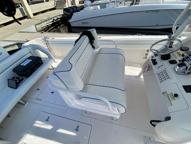 2013 Intrepid 327 Center Console