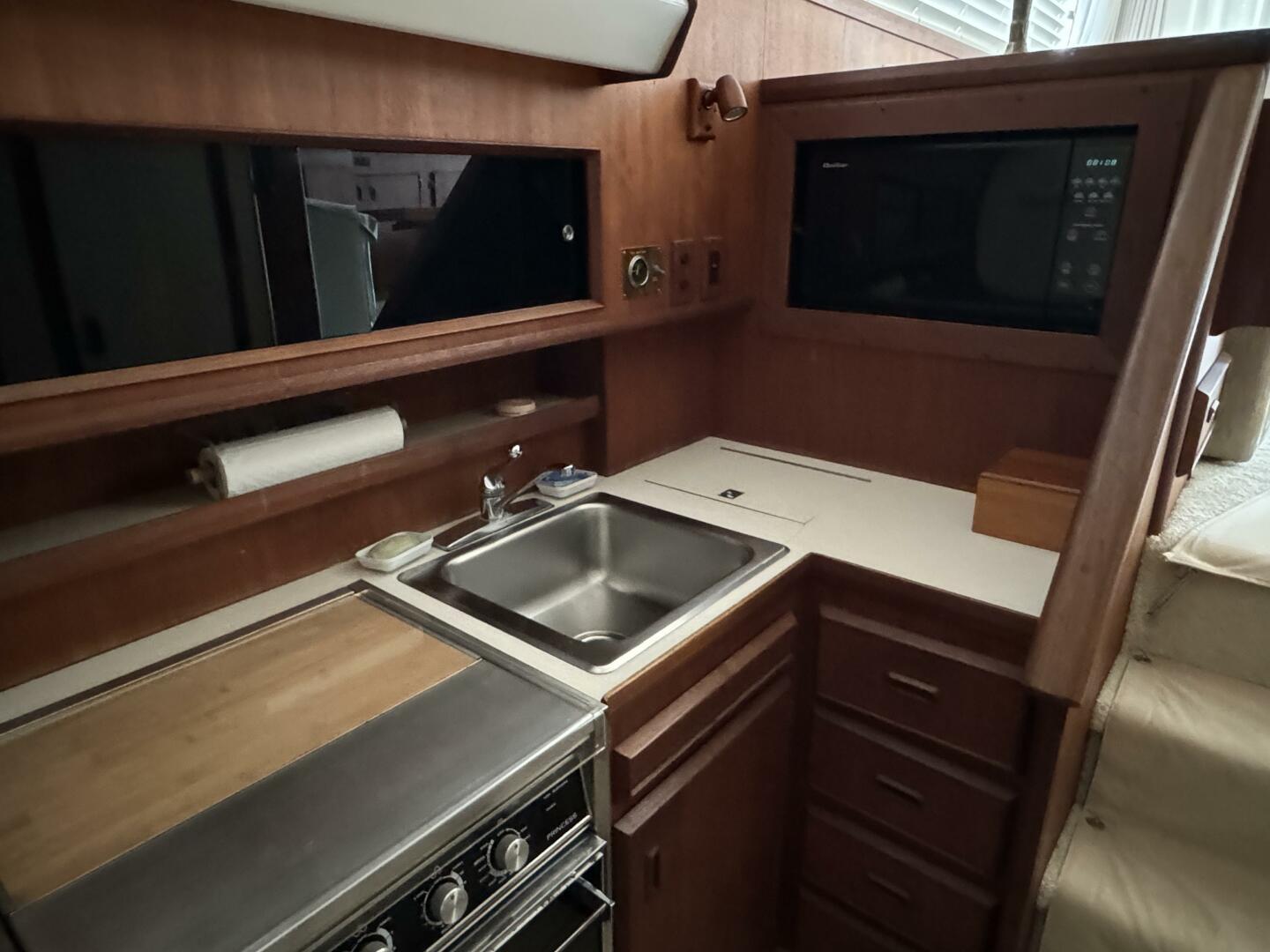 1986 Bertram 42 Convertible Sedan-boot Kaufen - Yachtworld