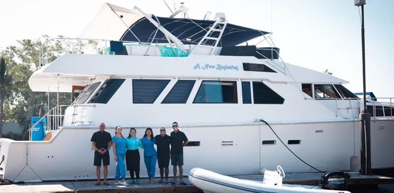 New Beginning Yacht Photos Pics 