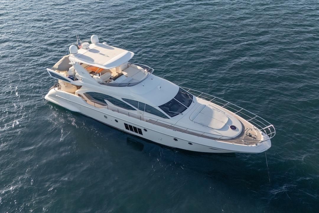 2012 Azimut 70 