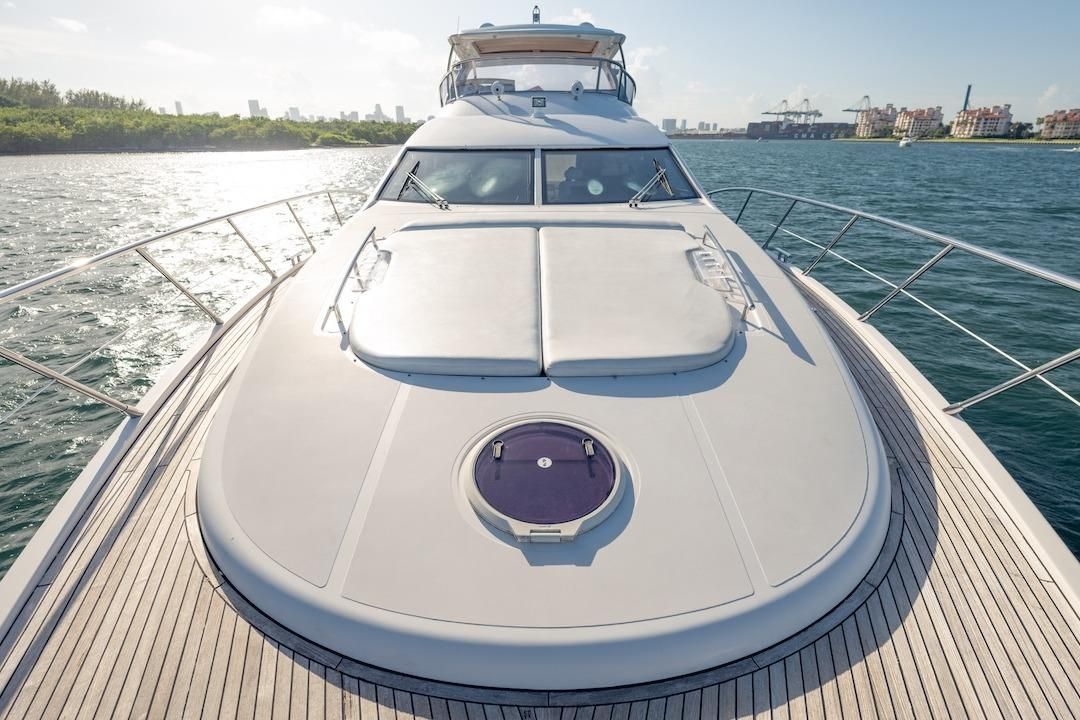 2012 Azimut 70 
