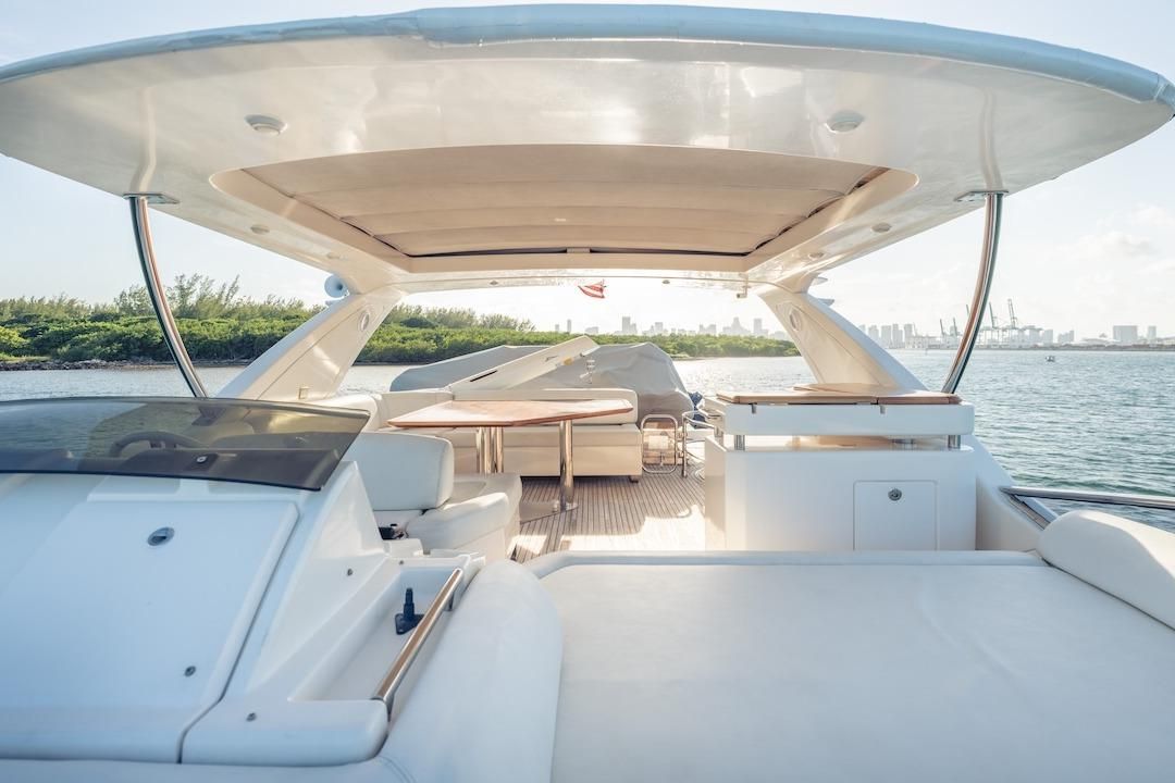 2012 Azimut 70 