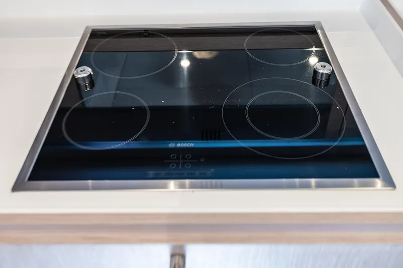 Voltor Yacht Photos Pics 