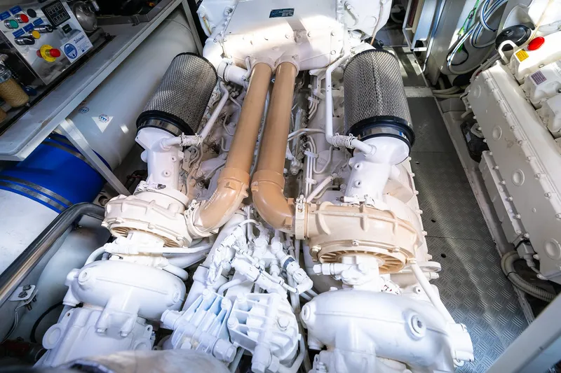 Voltor Yacht Photos Pics 