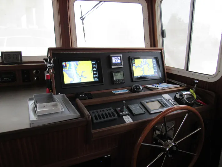 Shanti Yacht Photos Pics 