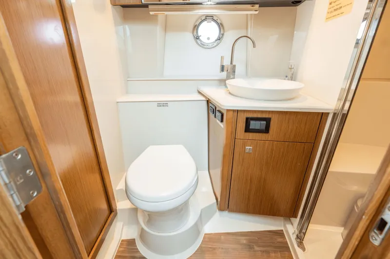 Teds Island Yacht Photos Pics 