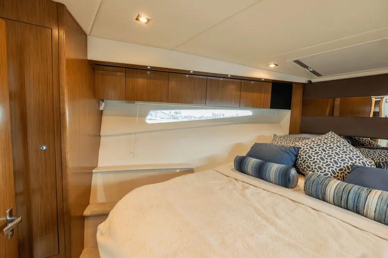 Teds Island Yacht Photos Pics 