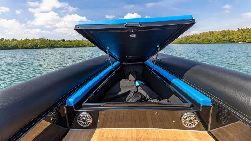 38 Grand Sport Yacht Photos Pics 