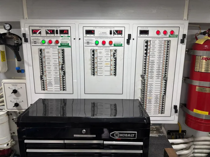 Bad Bettye Yacht Photos Pics 