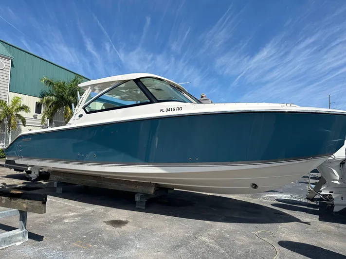  Yacht Photos Pics 2017 Pursuit 325 Dc - Image 1