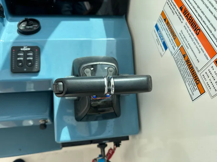  Yacht Photos Pics 2017 Pursuit 325 Dc - Image 15