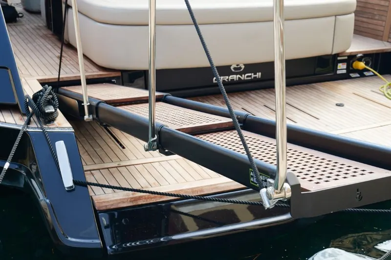  Yacht Photos Pics CRANCHI A46 TL