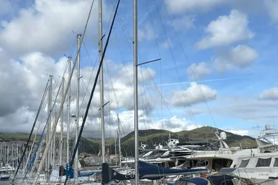 2004 Beneteau Oceanis Clipper 323