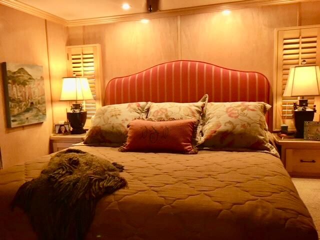 2016 Thoroughbred 67 