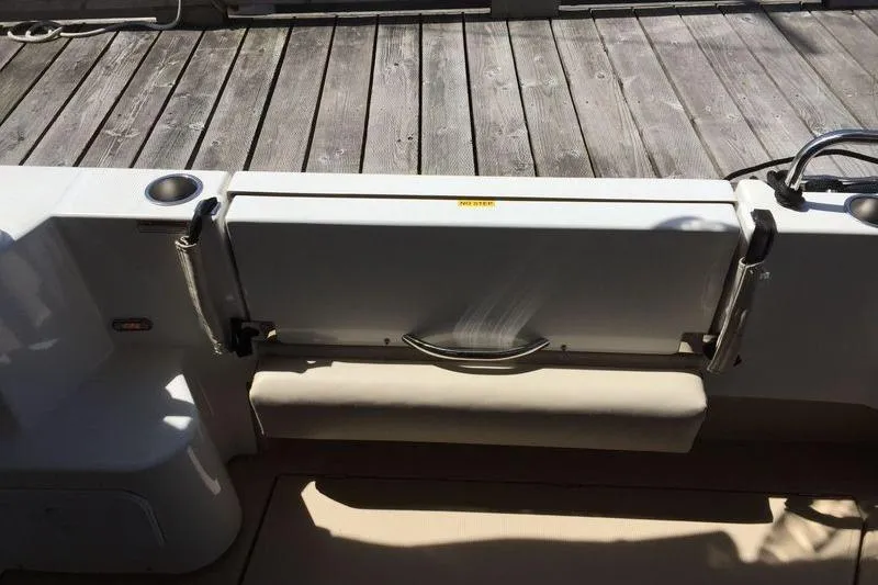 Mi Callao Yacht Photos Pics 2015 Ranger Tugs R-31S boat deck with seating and cup holders.