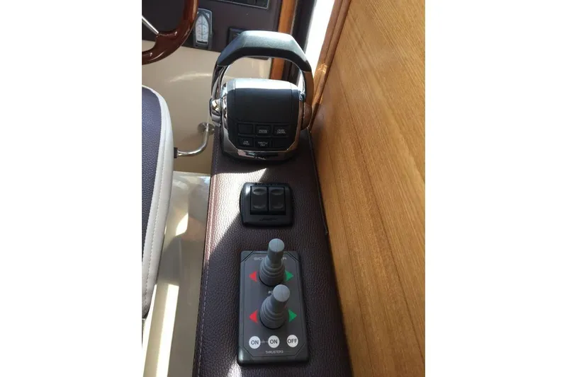 Mi Callao Yacht Photos Pics 2015 Ranger Tugs R-31S helm controls with joystick and throttle.