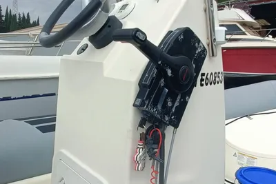 2011 Zodiac pro550 black edition