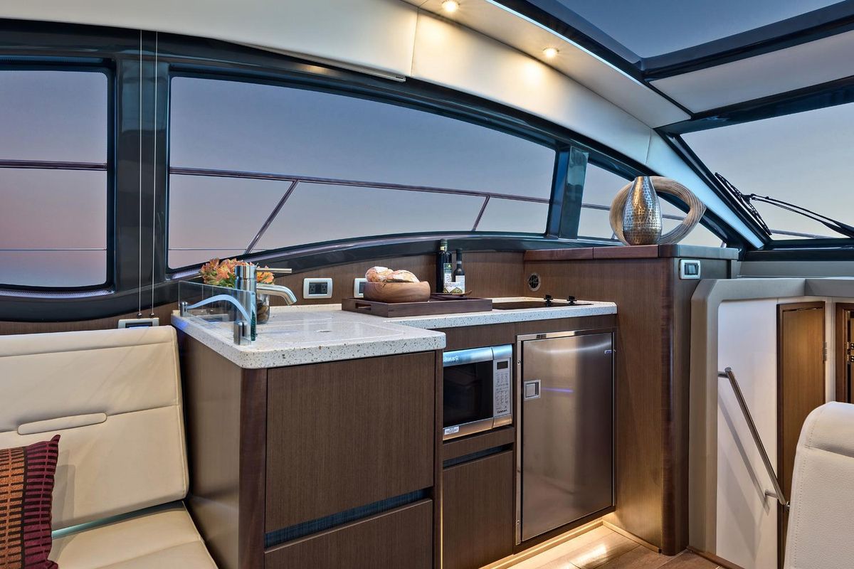 2016 Sea Ray 43 