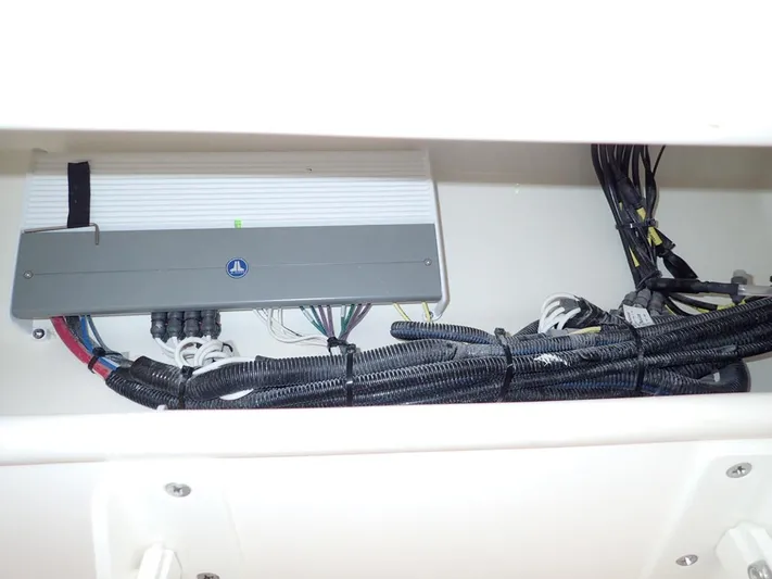  Yacht Photos Pics 2023 Boston Whaler 280 Outrage wiring and electrical components detail.