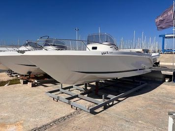2023 B2 Marine CAP FERRET 652 OPEN