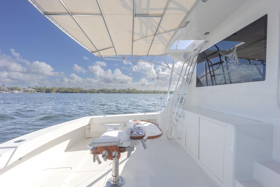 1998 Viking 58 Convertible