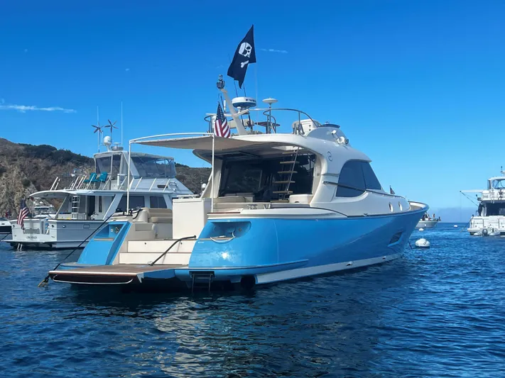 Delfino Yacht Photos Pics 