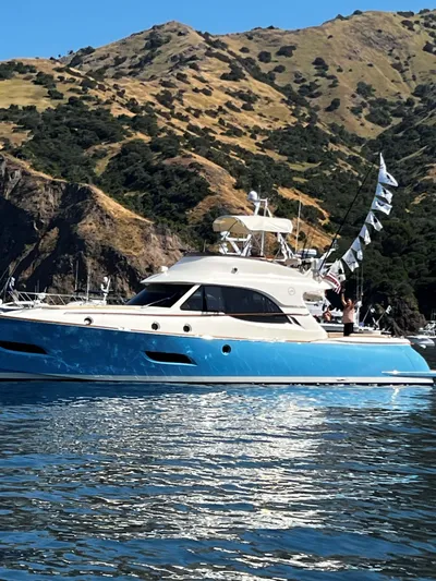 Delfino Yacht Photos Pics 