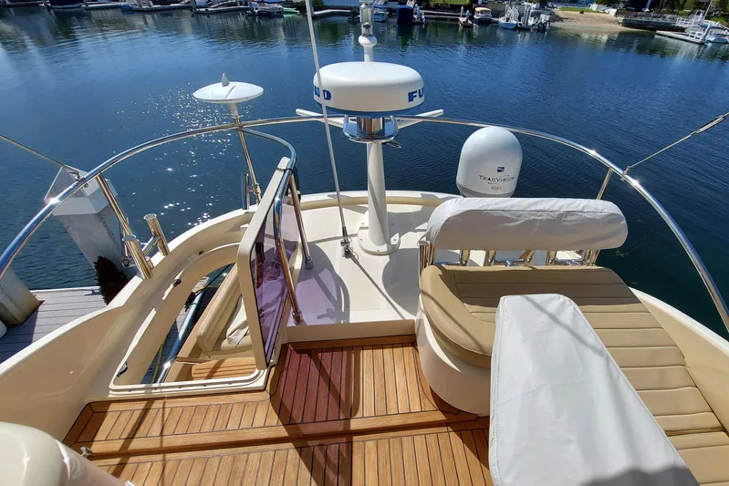 Delfino Yacht Photos Pics 