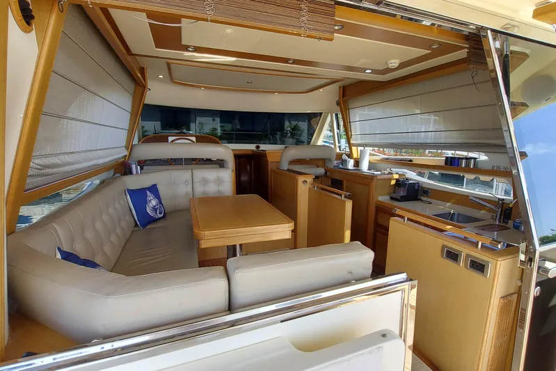 Delfino Yacht Photos Pics 