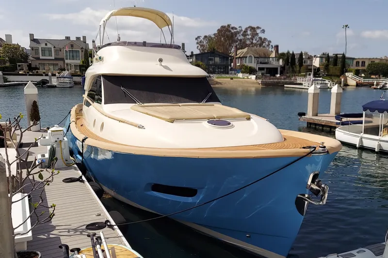 Delfino Yacht Photos Pics 