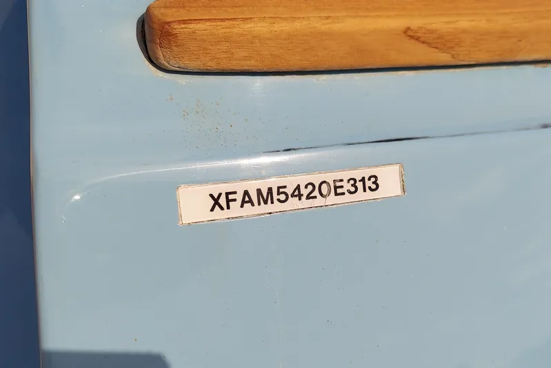 Delfino Yacht Photos Pics 