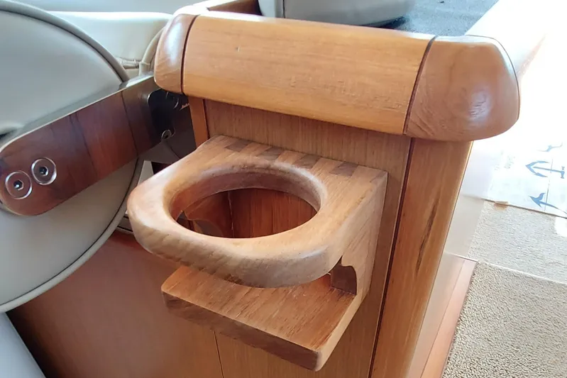 Delfino Yacht Photos Pics 