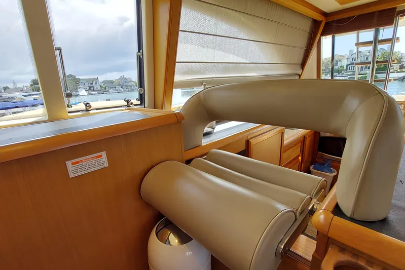 Delfino Yacht Photos Pics 