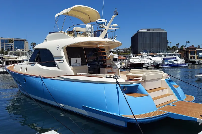 Delfino Yacht Photos Pics 