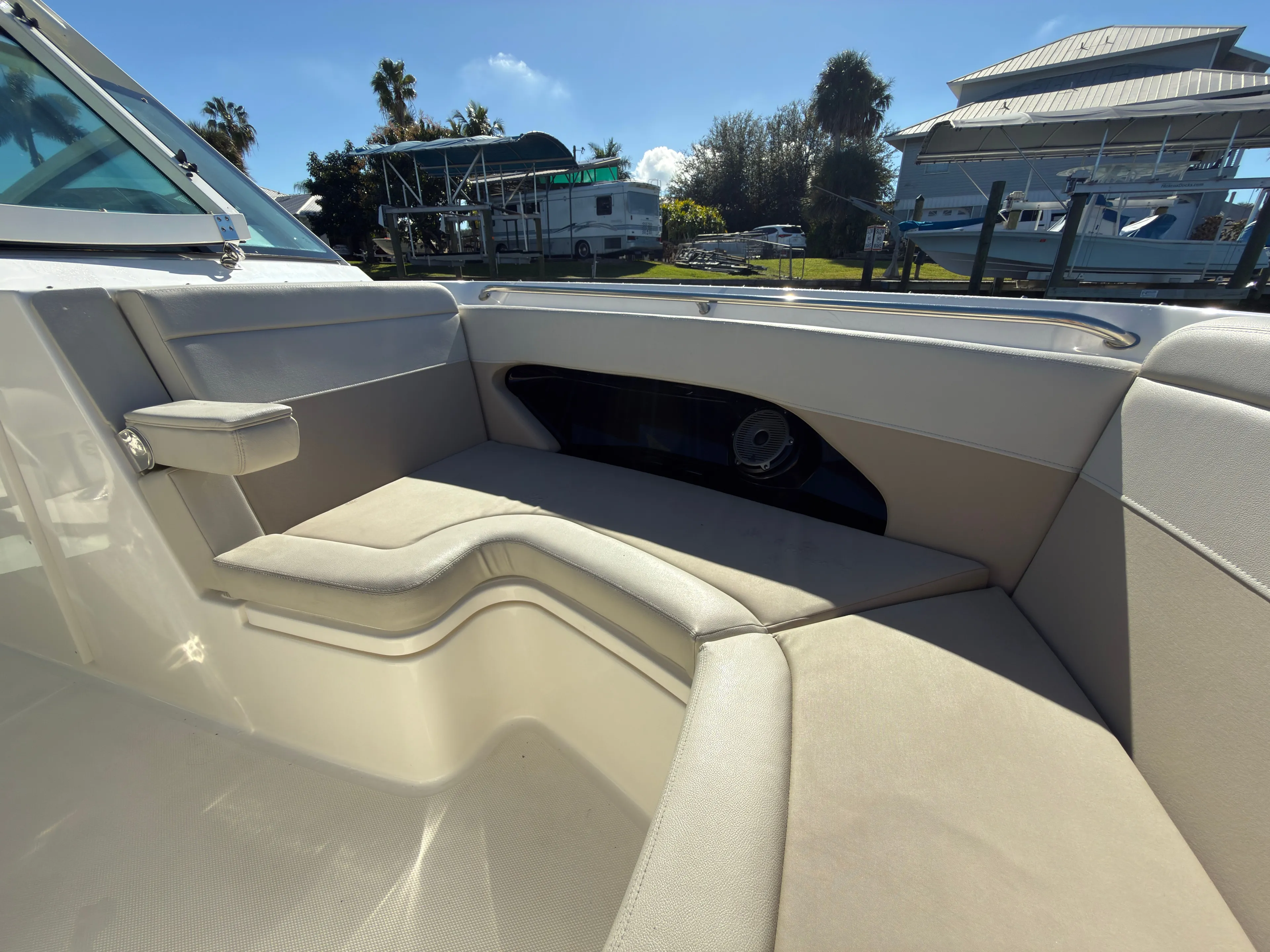  Yacht Photos Pics Interior of 2023 Boston Whaler 280 Vantage with beige upholstery.