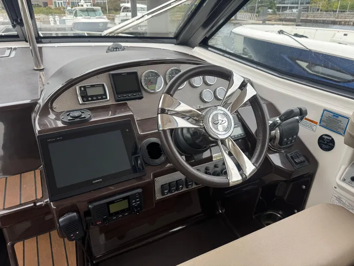  Yacht Photos Pics 2013 REGAL 35 SPORT COUPE - Image 10