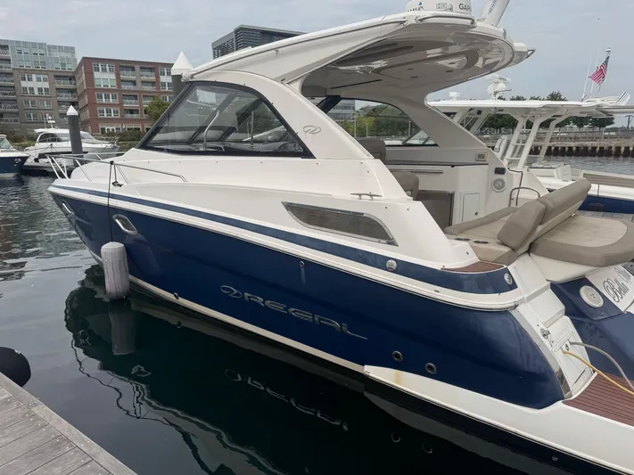  Yacht Photos Pics 2013 Regal 35 Sport Coupe - Image 2